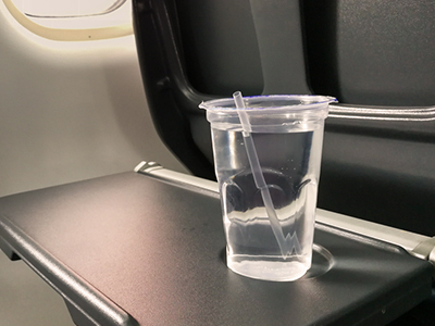 Tasse d'aviation en plastique jetable